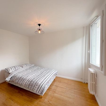Appartement Spacieux Avec Balcon Saint-Fons Exterior foto