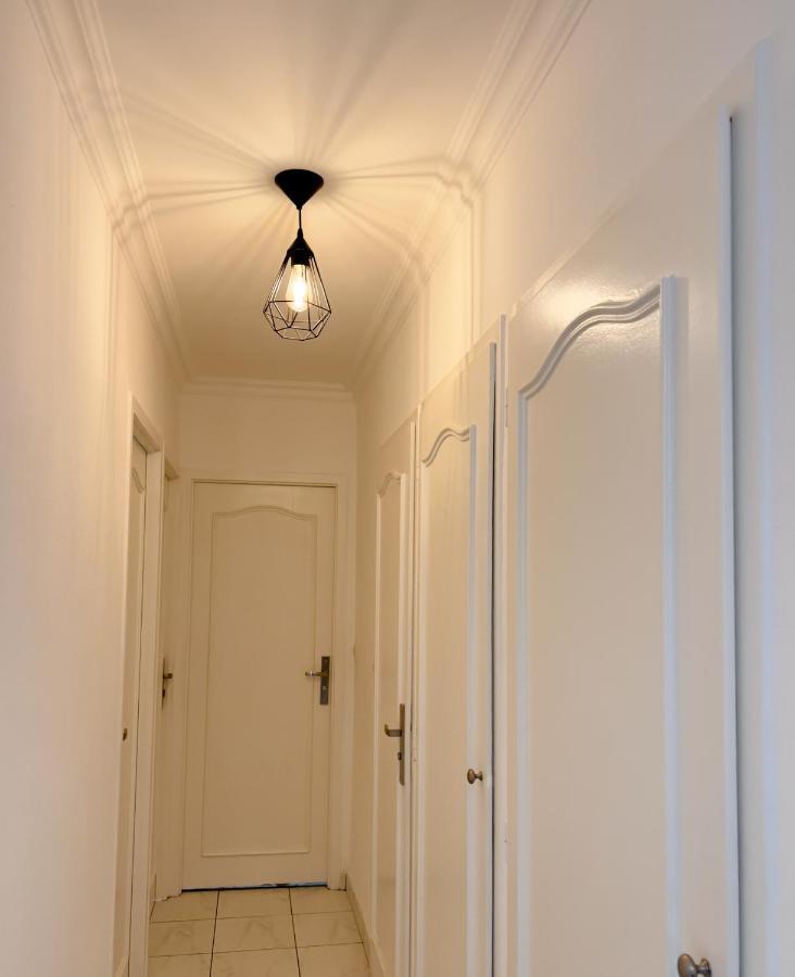 Appartement Spacieux Avec Balcon Saint-Fons Exterior foto